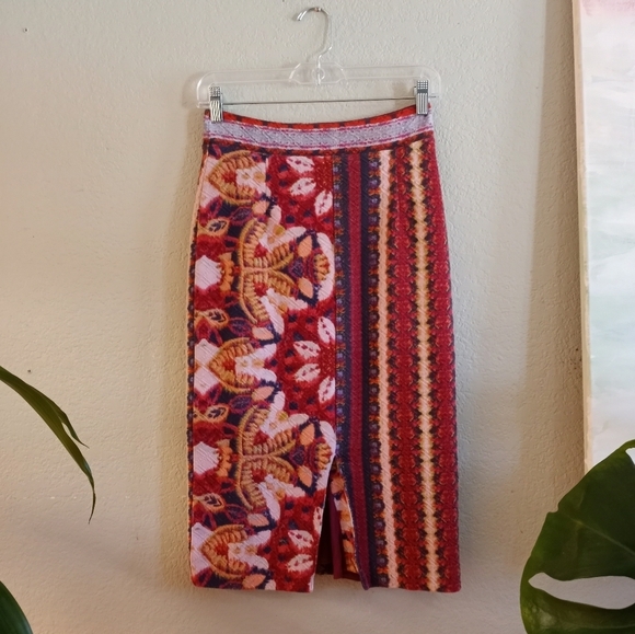 Anthropologie Maeve Marala Bohemian Hippie Arsty Batik Print Lightweight Skirt - Picture 3 of 5